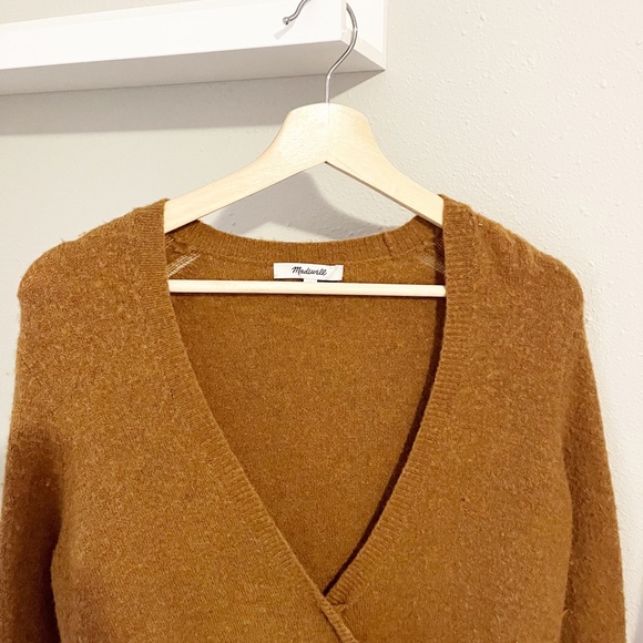 Madewell Wrap-Front Pullover Sweater in Coziest Yarn - Picture 4 of 9